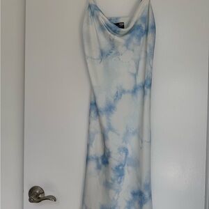 THE FIFTH LABEL - Blue and White Tie-Dye Dress